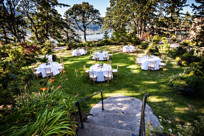 Reception at Columbia gorge hotel 