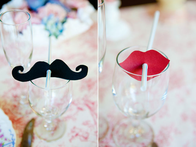 his and hers mustache straws
