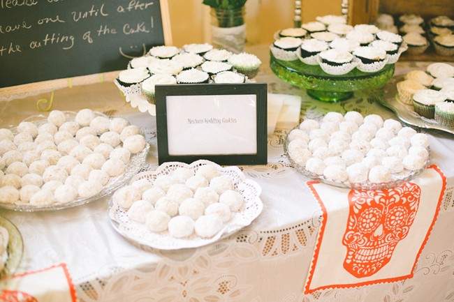 Mexican wedding cookie table