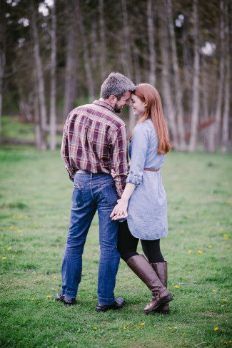 outdoor engagement shoot captured by Barrie Anne Photography 