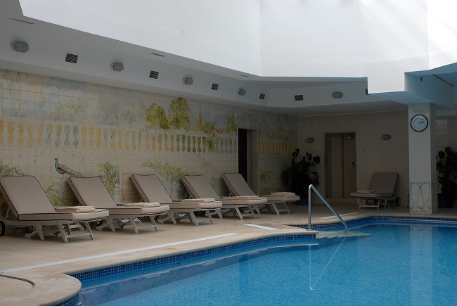 Olissippo Lapa Palace - Indoor Swimming Pool 2