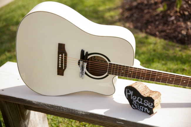 Guitar for wedding guestbook 