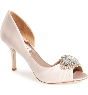 Badgley Mischka Pearson pump
