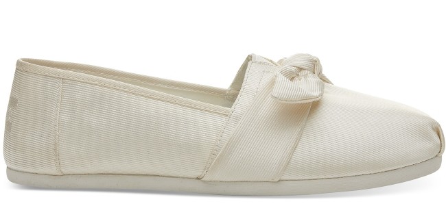 Toms Wedding Shoes – The Comfortable Flat for Every Bride