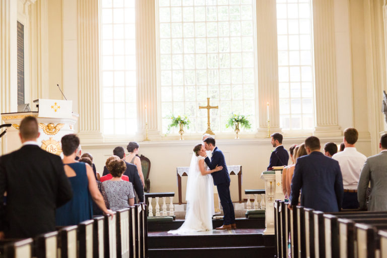 Guide to the Best Catholic Wedding Songs for your Ceremony