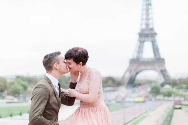 kissing with Eiffel Tower backdrop 2