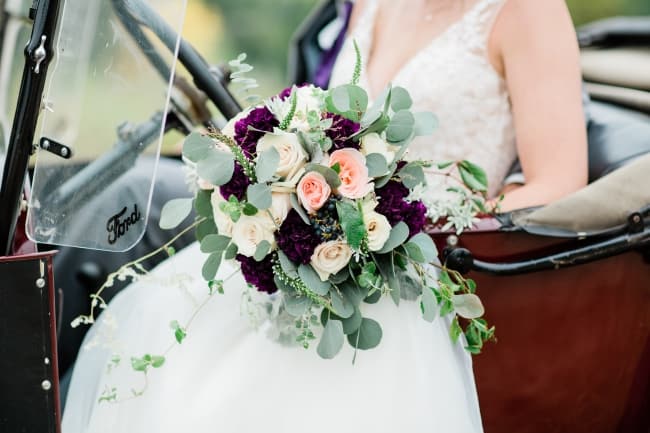 Elegant Greenhouse Wedding in Canada Feature
