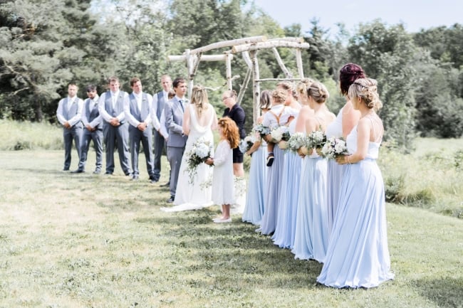 DIY Countryside Wedding in Canada Ferature