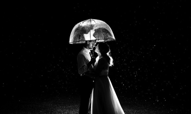 Intimate, rainy day wedding with family feature
