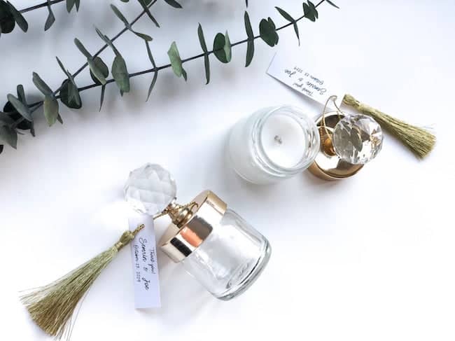 pot de bougie en verre avec dessus en cristal