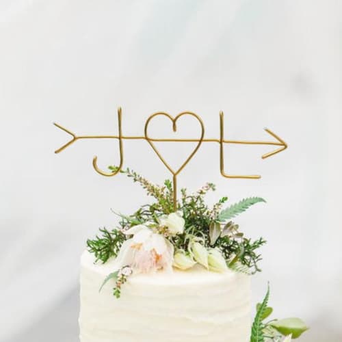 cupid's arrow wire initials cake topper