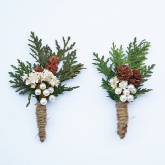 woodland rustic boutonniere