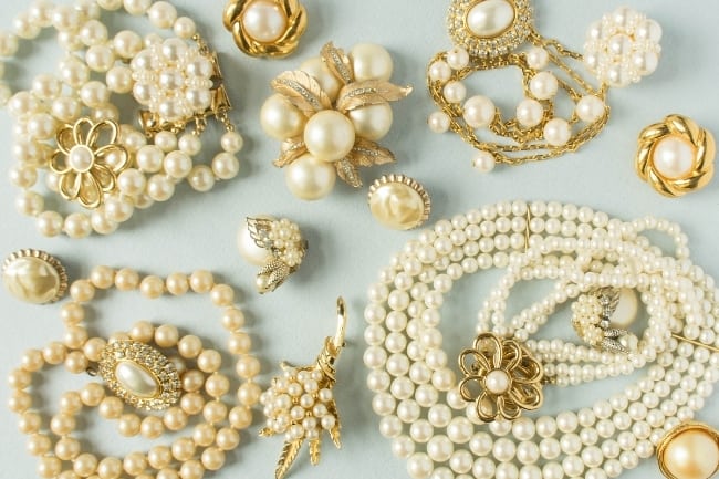 how to tell if pearls are real