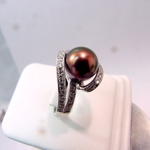 Diamond and Red Cultured Pearl Ring
