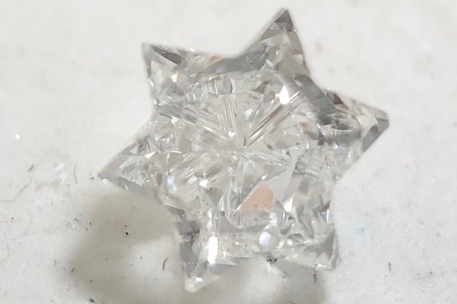 loose star shaped diamond