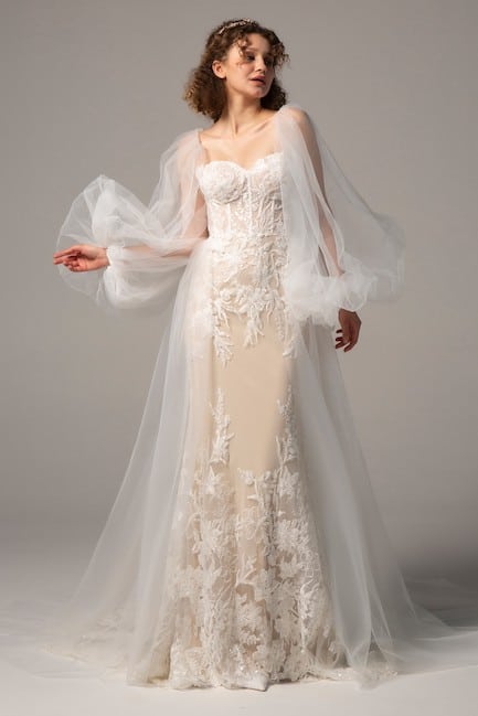 Trumpet Court Train Tulle Knitted Wedding Dress