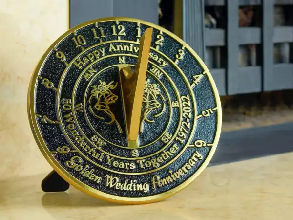 50th Anniversary (Gold) – Sundial
