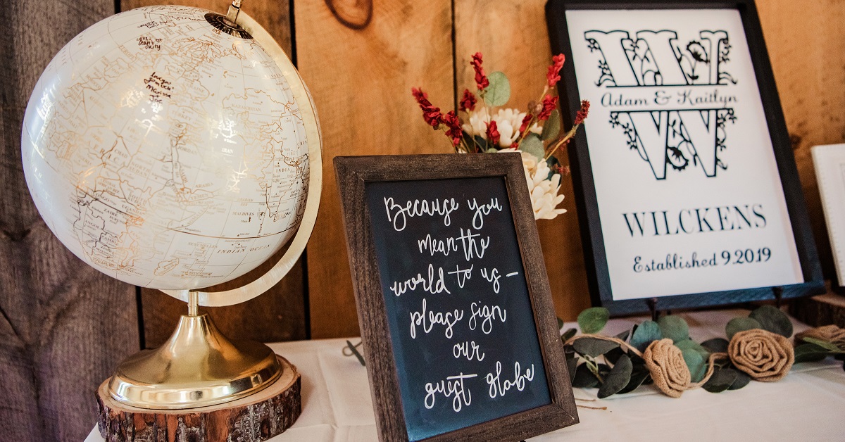 8 Wedding Globe Guest Books Put a New Spin on an Old Idea